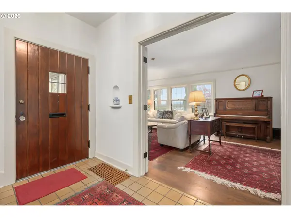 2223 OLIVE ST, Eugene, OR 97401