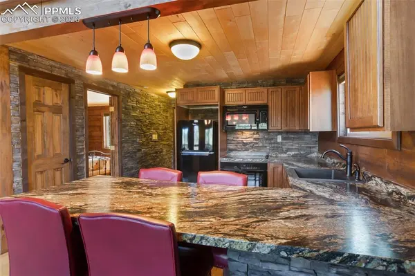 1548 Golden Cycle CIR, Cripple Creek, CO 80813