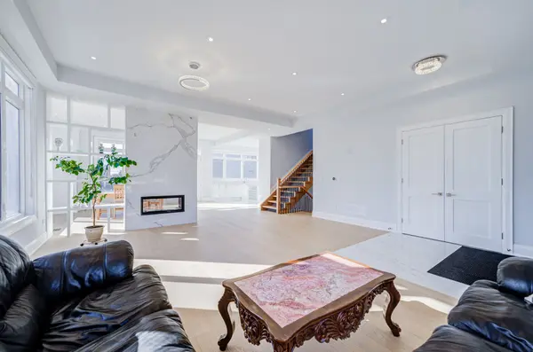 53 Saugeen CRES, Toronto E04, ON M1K 3M8