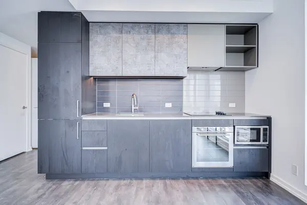 1000 Portage Pkwy #4005, Vaughan, ON L4K 0L1