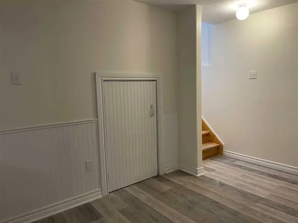 41 Graham ST #Lower Unit, Springwater, ON L0L 1P0