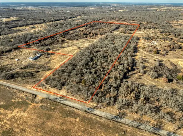 000 Turpin Lake Road, Poolville, TX 76487