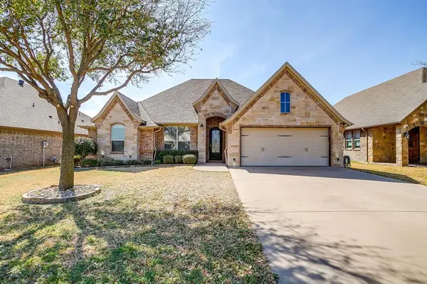 3303 Ferry Boat Lane, Granbury, TX 76049