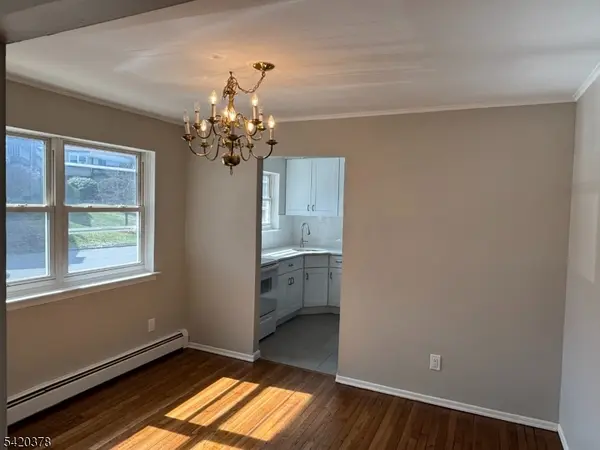 38 Deanna Dr #99, Hillsborough Twp., NJ 08844