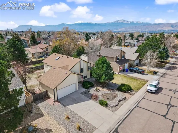 3875 Thundercloud DR, Colorado Springs, CO 80920