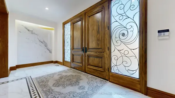 30 Marcus CT, Vaughan, ON L6A 1G2