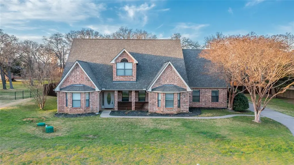 250 Timberleaf Drive, Double Oak, TX 75077