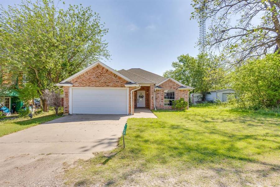 108 S Douglas Street, Covington, TX 76636