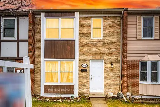 900 Central Park DR #92, Brampton, ON L6S 3J6
