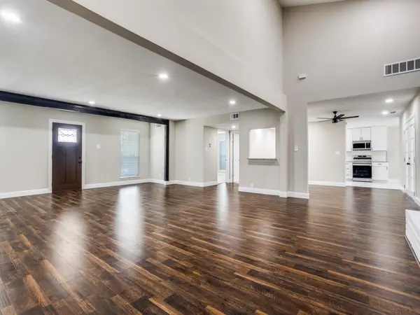 2226 Meadowview Drive, Garland, TX 75043