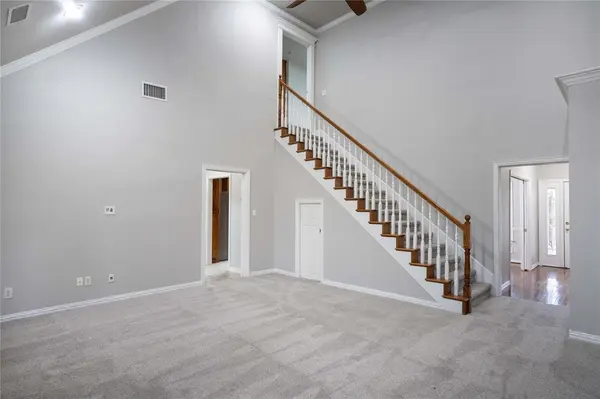 250 Timberleaf Drive, Double Oak, TX 75077