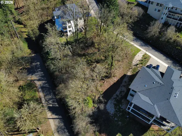 10421 SE QUAILRIDGE DR, Happy Valley, OR 97086