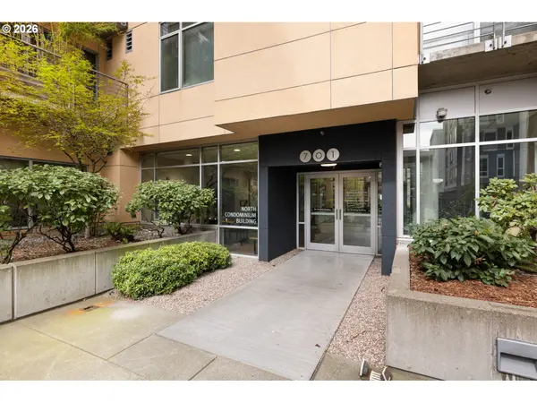 701 COLUMBIA ST #105, Vancouver, WA 98660