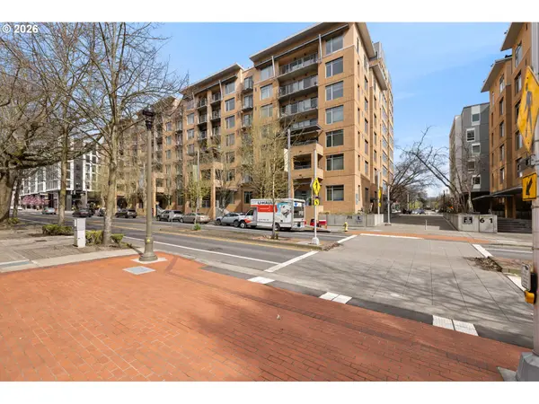 701 COLUMBIA ST #105, Vancouver, WA 98660