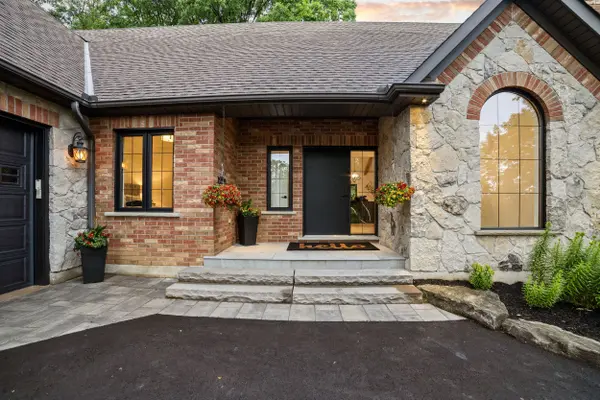 515 Hamilton DR, Hamilton, ON L9G 2A9