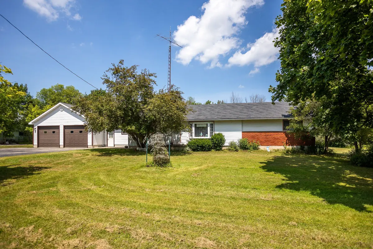 873 14th ST W, Georgian Bluffs, ON N4K 6V5