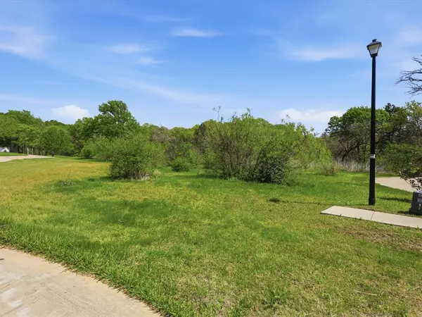 2400 Briarwood Cove, Cedar Hill, TX 75104