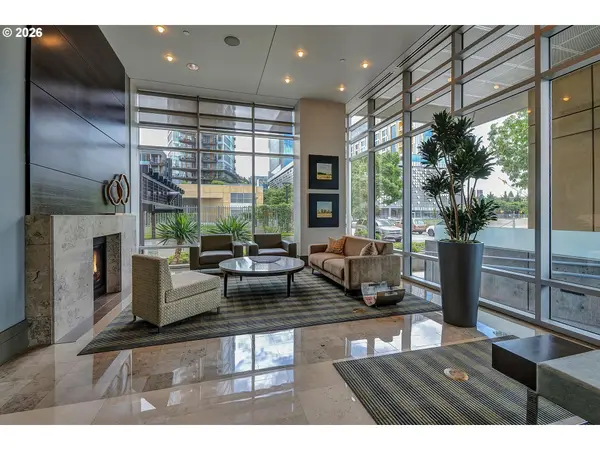 836 S CURRY ST ##102, Portland, OR 97239