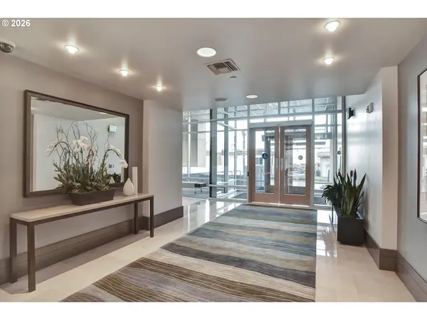 836 S CURRY ST ##102, Portland, OR 97239