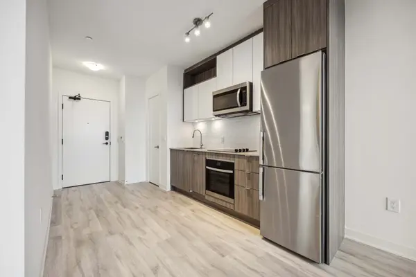 70 Princess ST #1004, Toronto C08, ON M5A 0X6