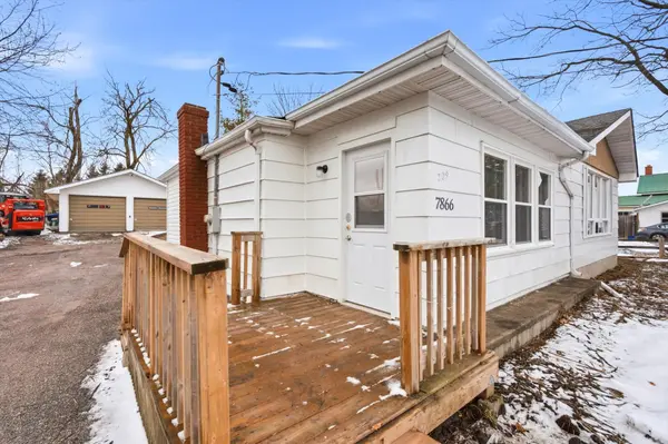 7866 Yonge ST N, Innisfil, ON L9S 1L4