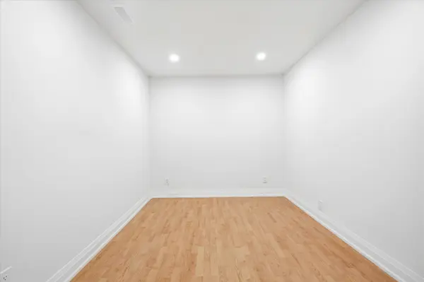 7866 Yonge ST N, Innisfil, ON L9S 1L4