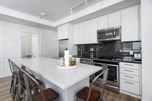 301 Sea Ray AVE #C319, Innisfil, ON L9S 0L8