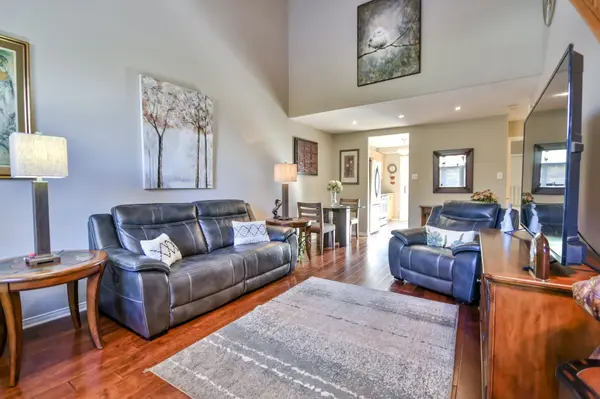 358 Little AVE #3, Barrie, ON L4N 2Z6