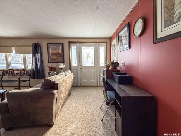 201-203 4th AVENUE, Climax, SK S0N 0N0