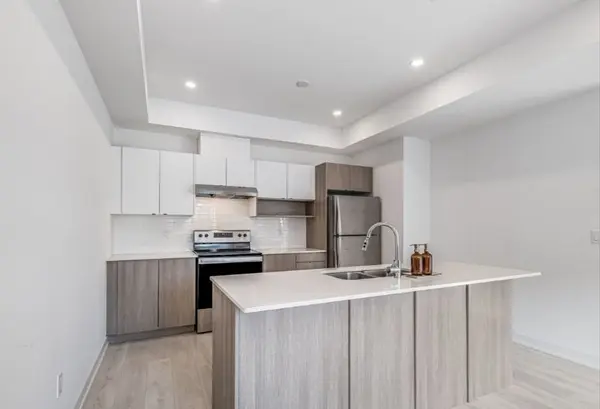 1121 Cooke BLVD #51, Burlington, ON L7T 0C4