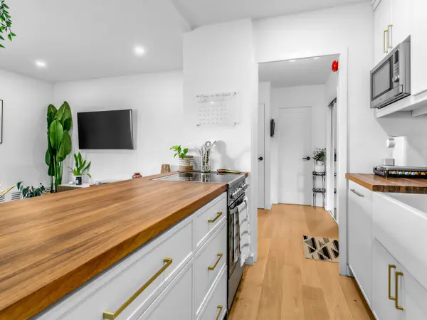 41 Lake Shore DR #501, Toronto W06, ON M8V 1Z3