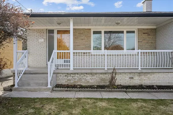 297 Driftwood AVE, Toronto W05, ON M3N 2N6