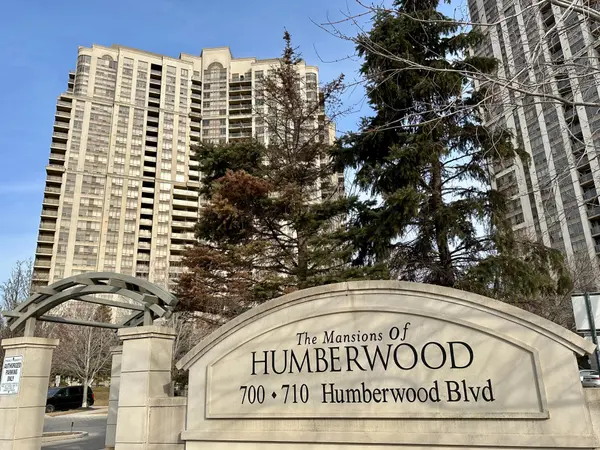 700 Humberwood BLVD #822, Toronto W10, ON M9W 7J4