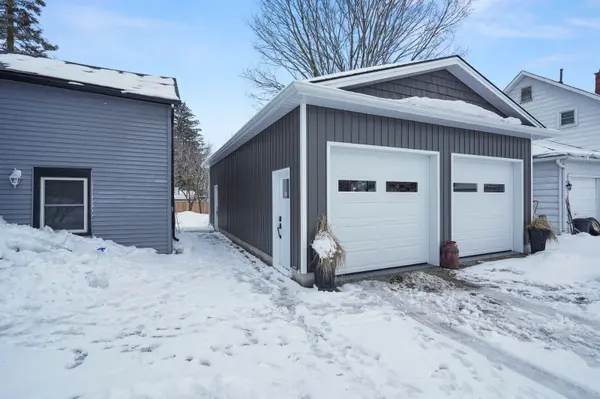 320 Albert ST, Huron East, ON N0G 1H0