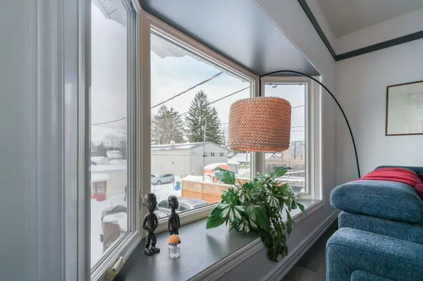 72 Sykes ST N, Meaford, ON N4L 1R2