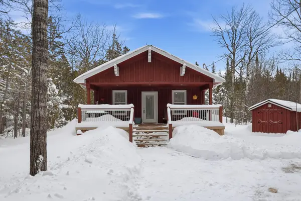 38 Miller Lake RD, Northern Bruce Peninsula, ON N0H 1Z0