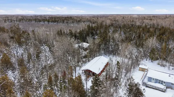 38 Miller Lake RD, Northern Bruce Peninsula, ON N0H 1Z0