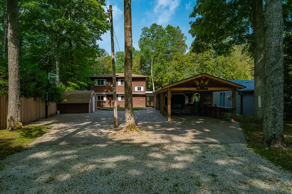 170 Francis DR, Georgian Bluffs, ON N0H 2K0