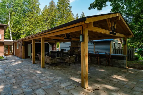 170 Francis DR, Georgian Bluffs, ON N0H 2K0