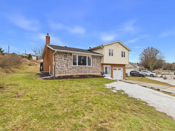 1 Centennial DR, Brockton, ON N0G 2V0