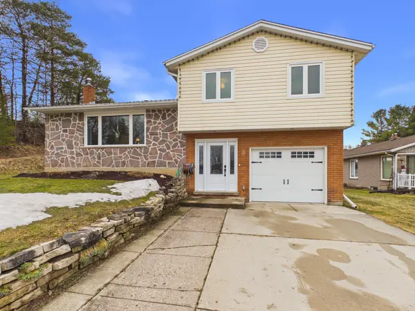 1 Centennial DR, Brockton, ON N0G 2V0