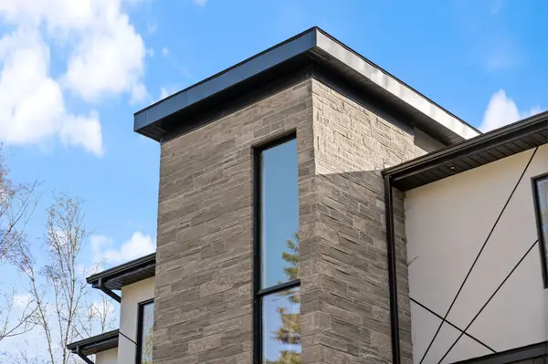 6 Campbell Farm RD, Brant, ON N3T 5L6