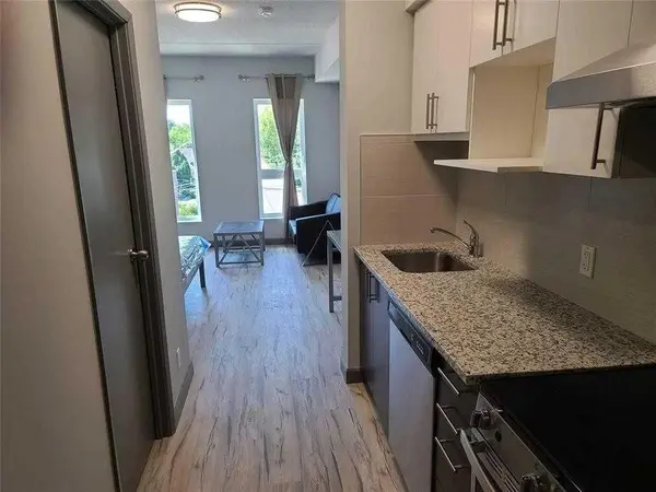 77 Leland ST #306, Hamilton, ON L8S 3A1