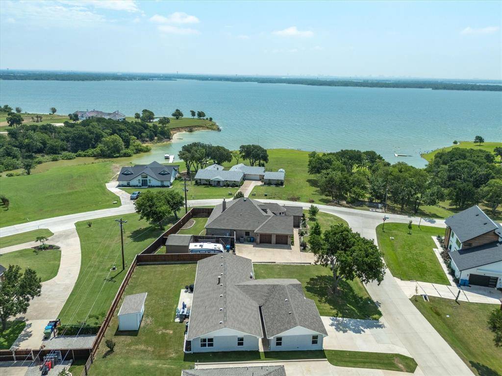 645 Woodcrest Drive, Lakewood Village, TX 75068