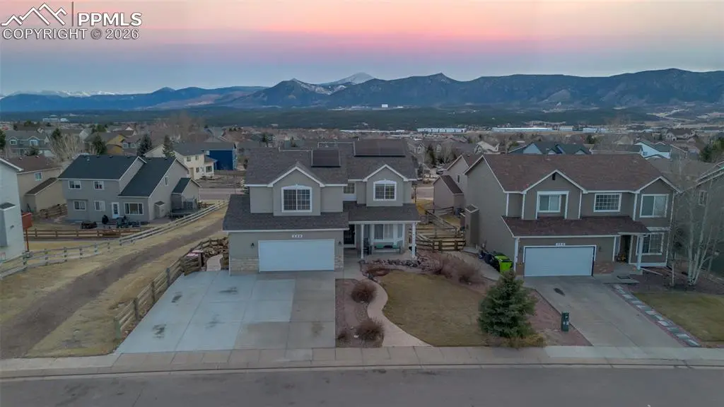 389 Oxbow DR, Monument, CO 80132