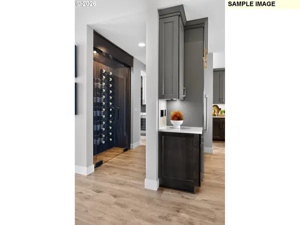 S Tyee LN, Oregon City, OR 97045