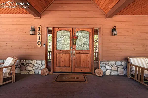 1210 Kenosha DR, Larkspur, CO 80118