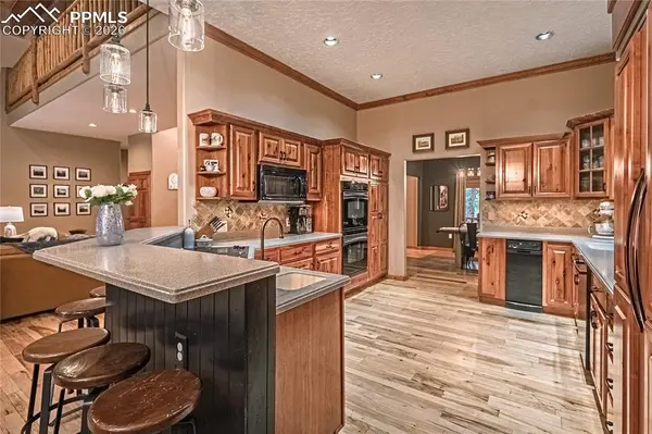 1210 Kenosha DR, Larkspur, CO 80118