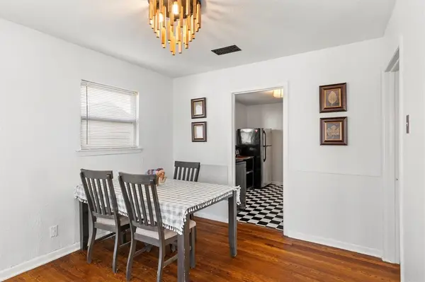 2739 Livingston Avenue, Fort Worth, TX 76110