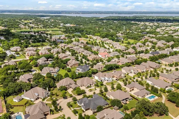 208 Saint Tropez Drive, Southlake, TX 76092